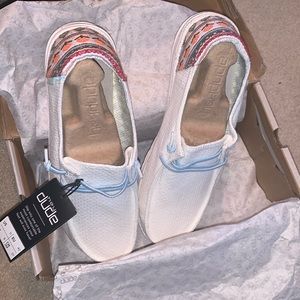 Aztec Hey Dudes Brand New